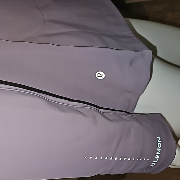 Lululemon cross chill jacket - Picture 11 of 11